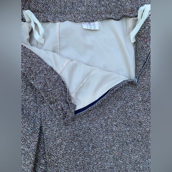 Vintique Tweed 24” Waist all Wool Lined Skirt and 2 button Pockets Jacket Suit - Picture 12 of 16